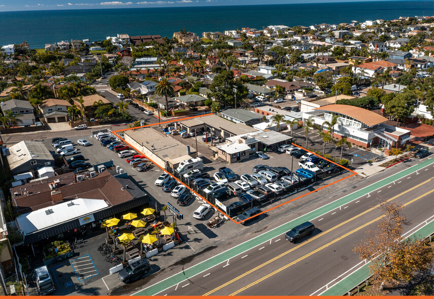 204 N Coast Highway 101, Encinitas, CA for sale - Primary Photo - Image 1 of 5