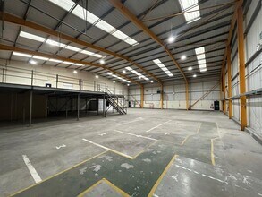 Altham Business Park, Accrington to rent Interior Photo- Image 1 of 3