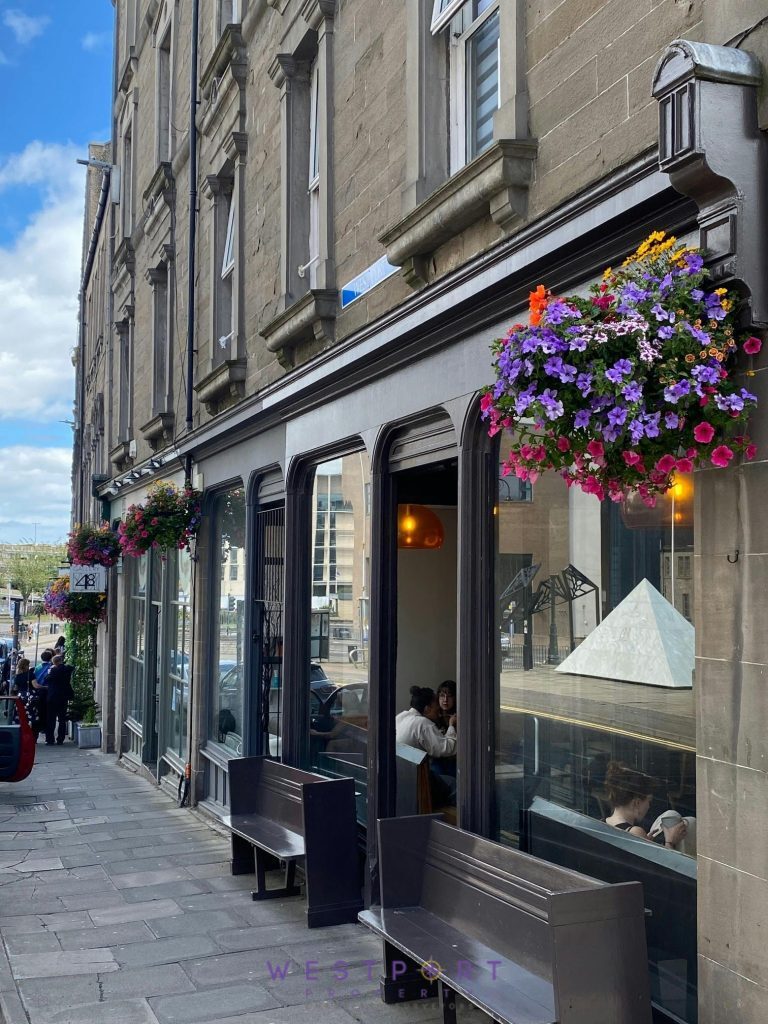 54-58 West Port, Dundee to rent Building Photo- Image 1 of 4