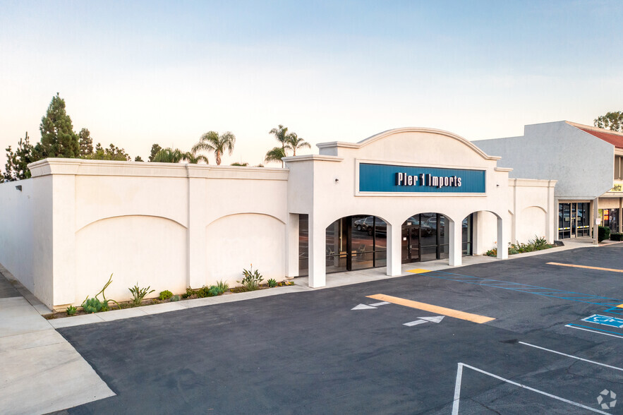 2710 Harbor Blvd, Costa Mesa, CA for sale - Primary Photo - Image 1 of 1