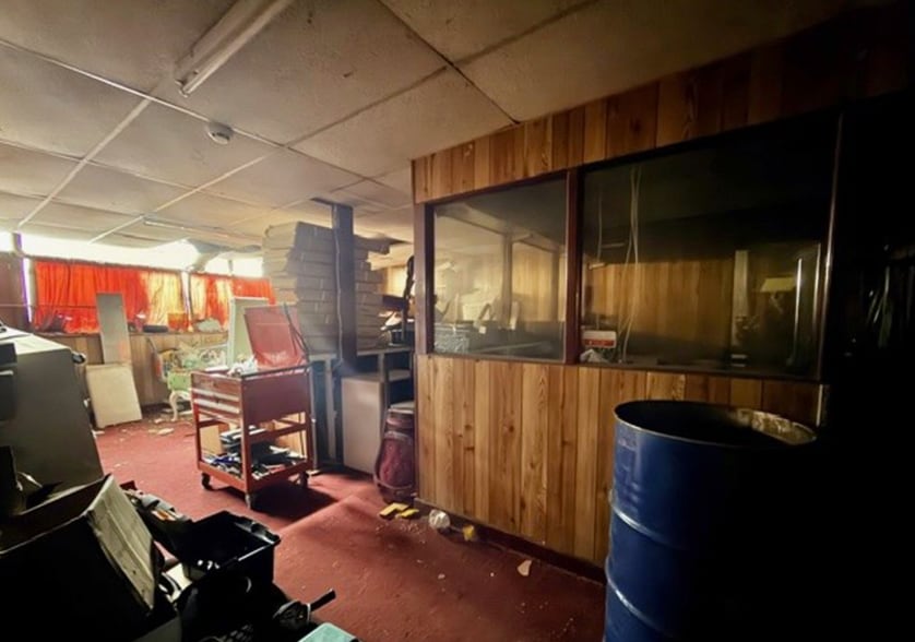 111 Buchanan St, Blackpool for sale - Interior Photo - Image 2 of 5