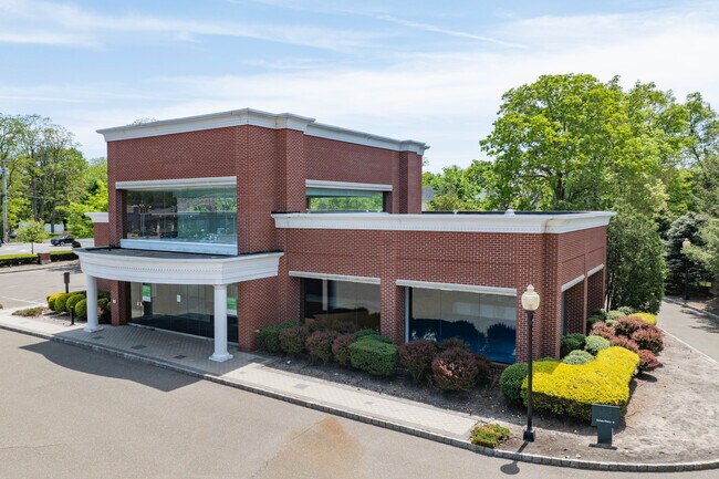 More details for 2822 Middle Country Rd, Lake Grove, NY - Retail to Rent