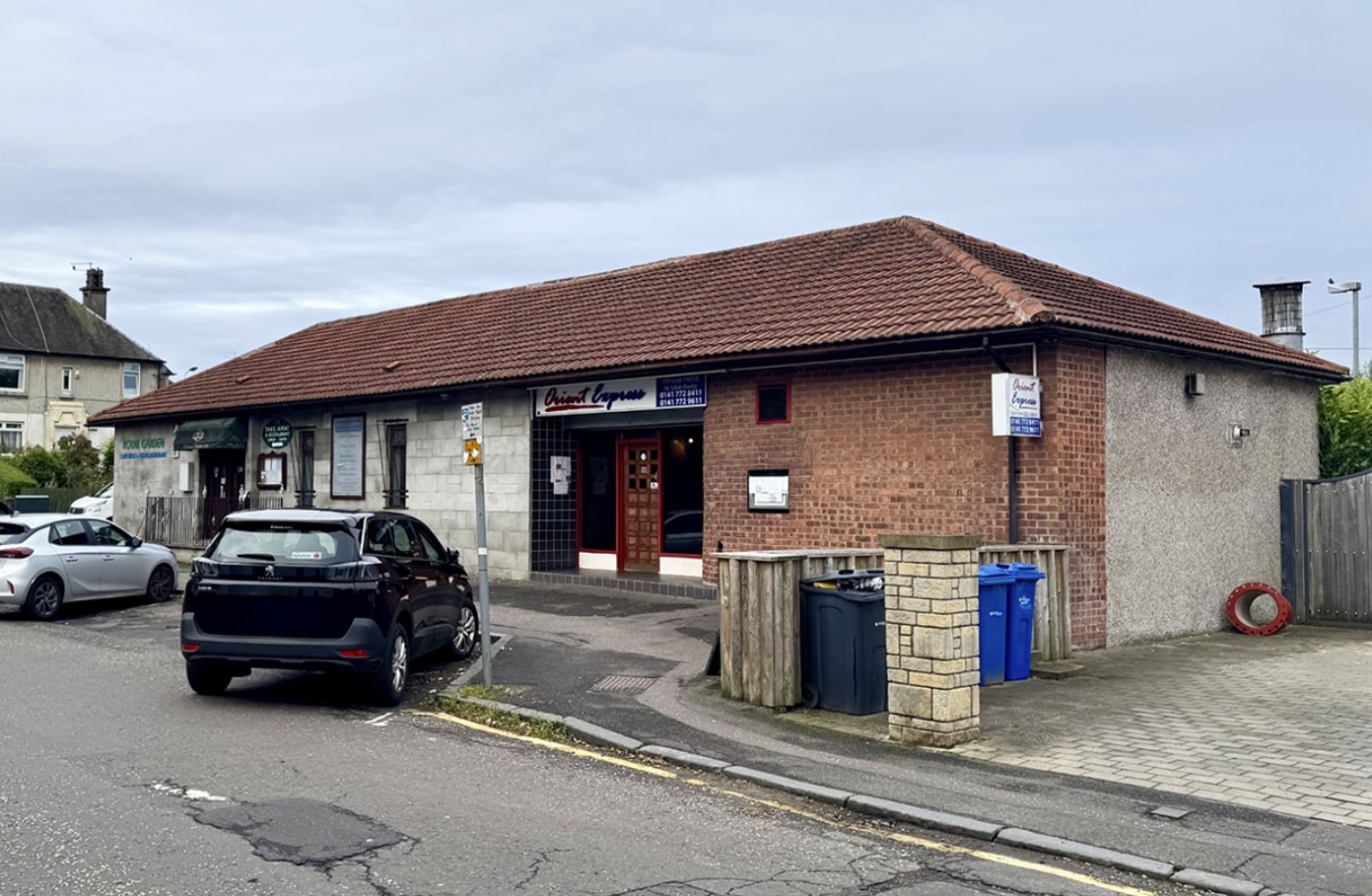 10-12 Arnold Av, Bishopbriggs to rent Primary Photo- Image 1 of 2