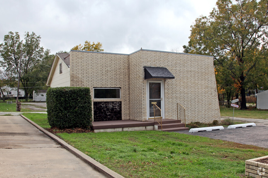 923 Arlington St, Ada, OK for sale - Building Photo - Image 1 of 1