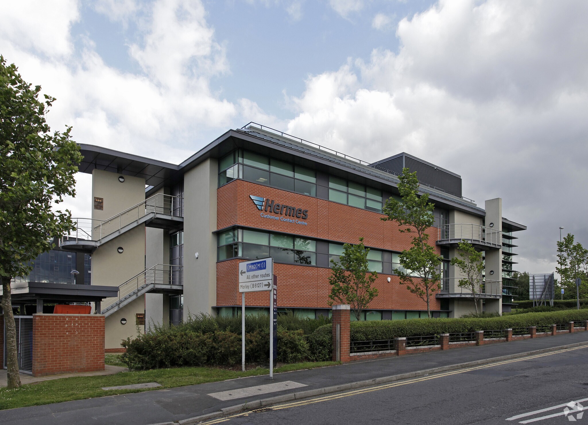 Capitol Park, Morley for sale Primary Photo- Image 1 of 1