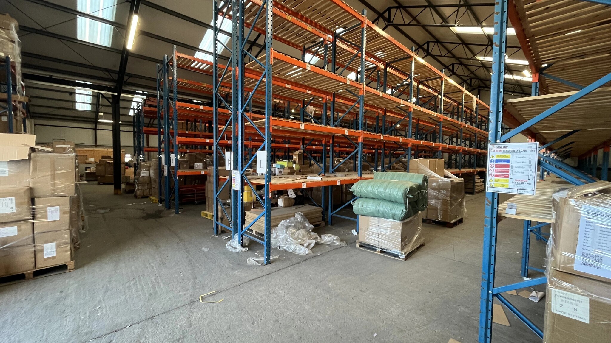 Avondale Dr, Ballyclare to rent Interior Photo- Image 1 of 5