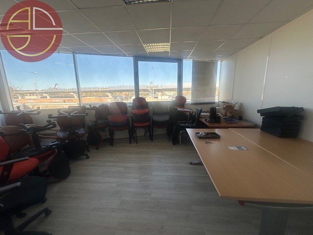 Office in Toulouse for sale - Interior Photo - Image 1 of 7