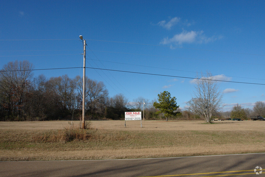 1292 Cynthia Rd, Clinton, MS for sale - Primary Photo - Image 1 of 1