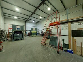 Greenbank Cres, Aberdeen to rent Interior Photo- Image 2 of 3