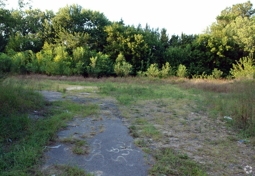 Blackwood Clementon Rd, Lindenwold, NJ for rent - Building Photo - Image 3 of 4