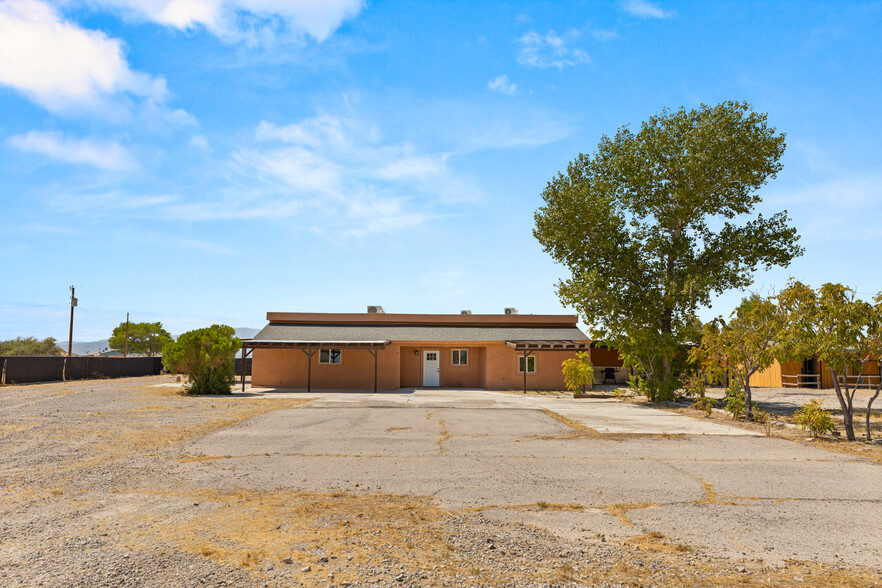 101 Royalite St, Sandy Valley, NV for sale - Primary Photo - Image 1 of 39