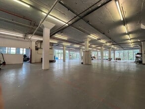 Greenhill Industrial Estate, Hebden Bridge to rent Interior Photo- Image 1 of 4