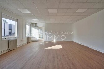 Office in Lognes to rent Interior Photo- Image 1 of 2