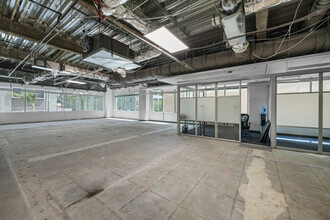 250 E Olive Ave, Burbank, CA for rent Building Photo- Image 1 of 7