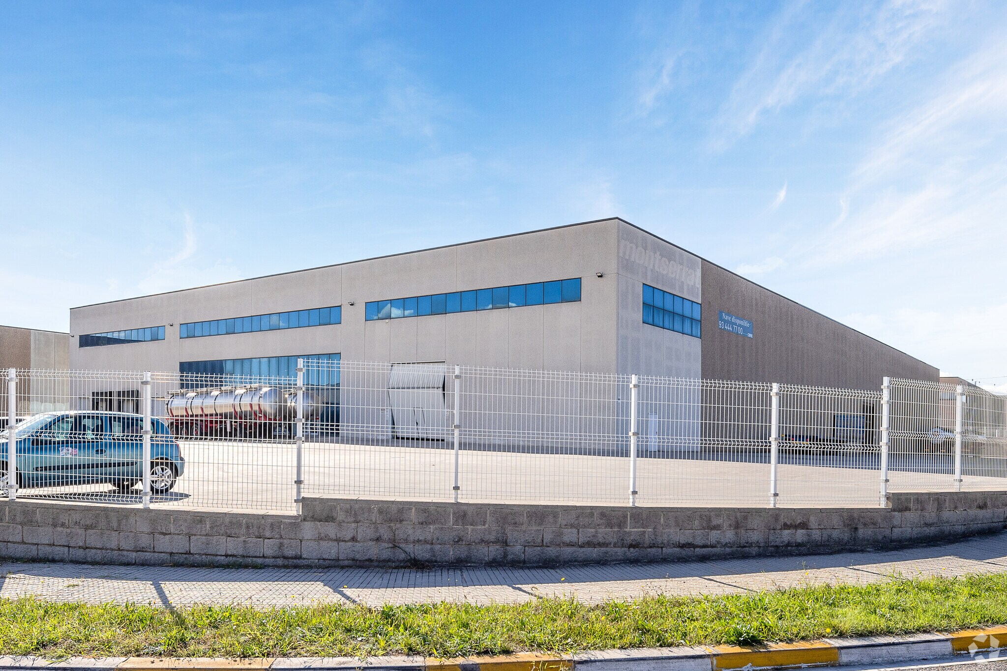 Industrial in Vilafranca del Penedès, Barcelona to rent Building Photo- Image 1 of 10