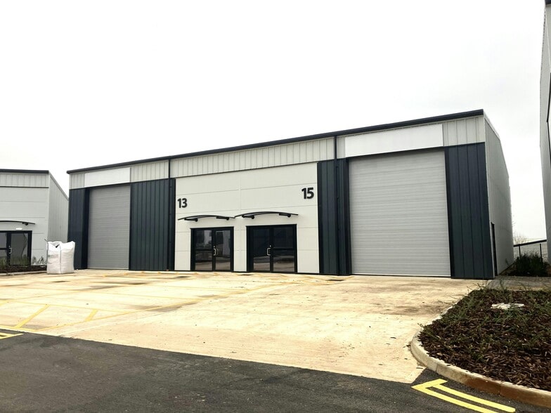 Witham Court, Yaxley to rent - Building Photo - Image 2 of 16