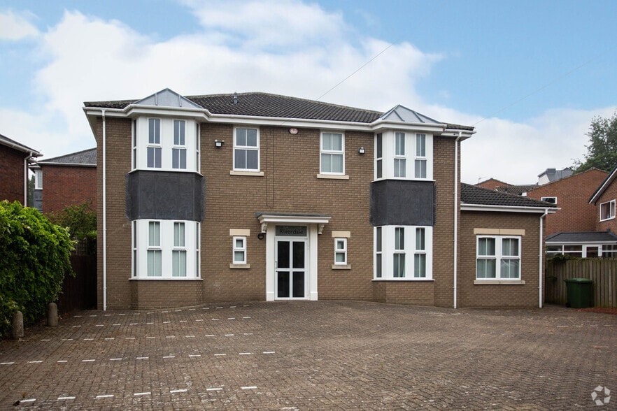 The Sands, Durham for sale - Primary Photo - Image 1 of 1