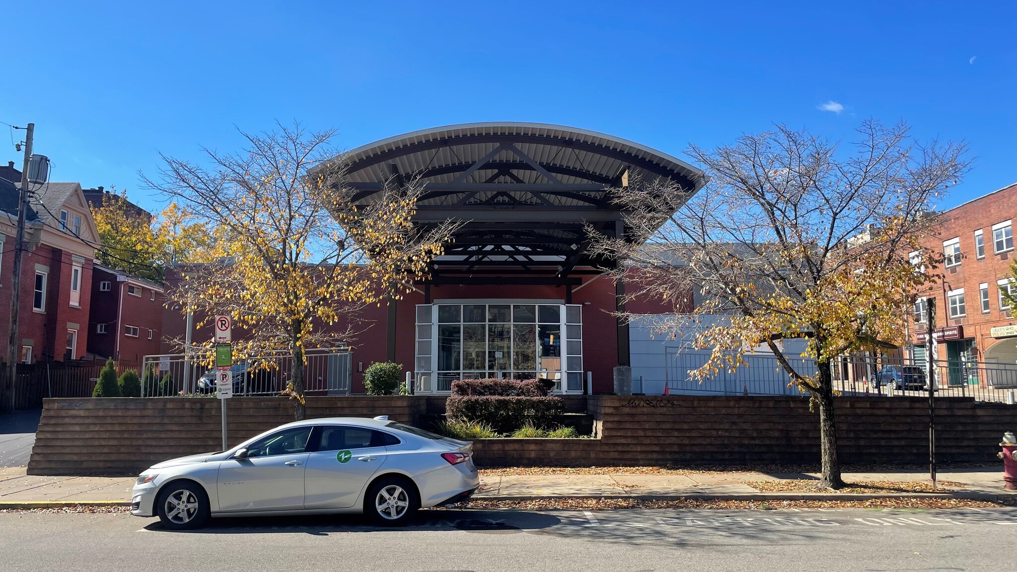 4638 Centre Ave, Pittsburgh, PA for rent Building Photo- Image 1 of 20