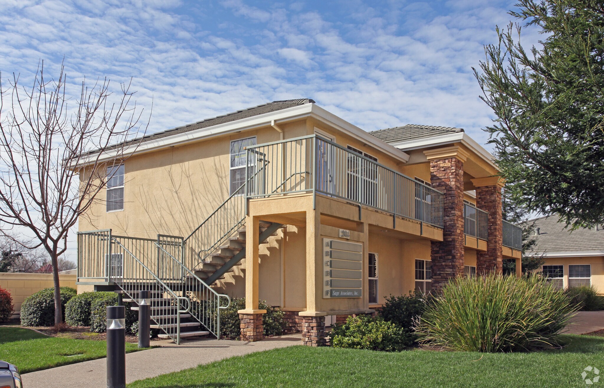 1110 Civic Center Blvd, Yuba City, CA for sale Primary Photo- Image 1 of 1