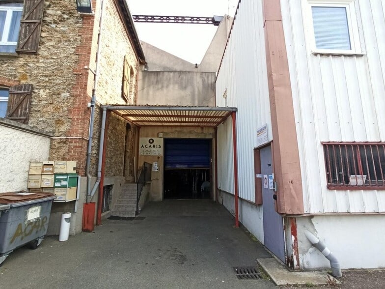 Light Industrial in Argenteuil to rent - Building Photo - Image 2 of 8