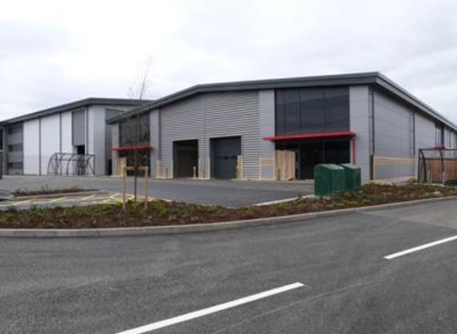 High View Clos, Leicester for sale - Primary Photo - Image 1 of 1