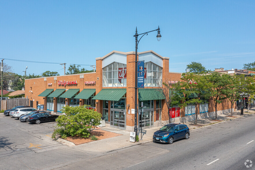 3320 W Fullerton Ave, Chicago, IL for sale - Building Photo - Image 1 of 1