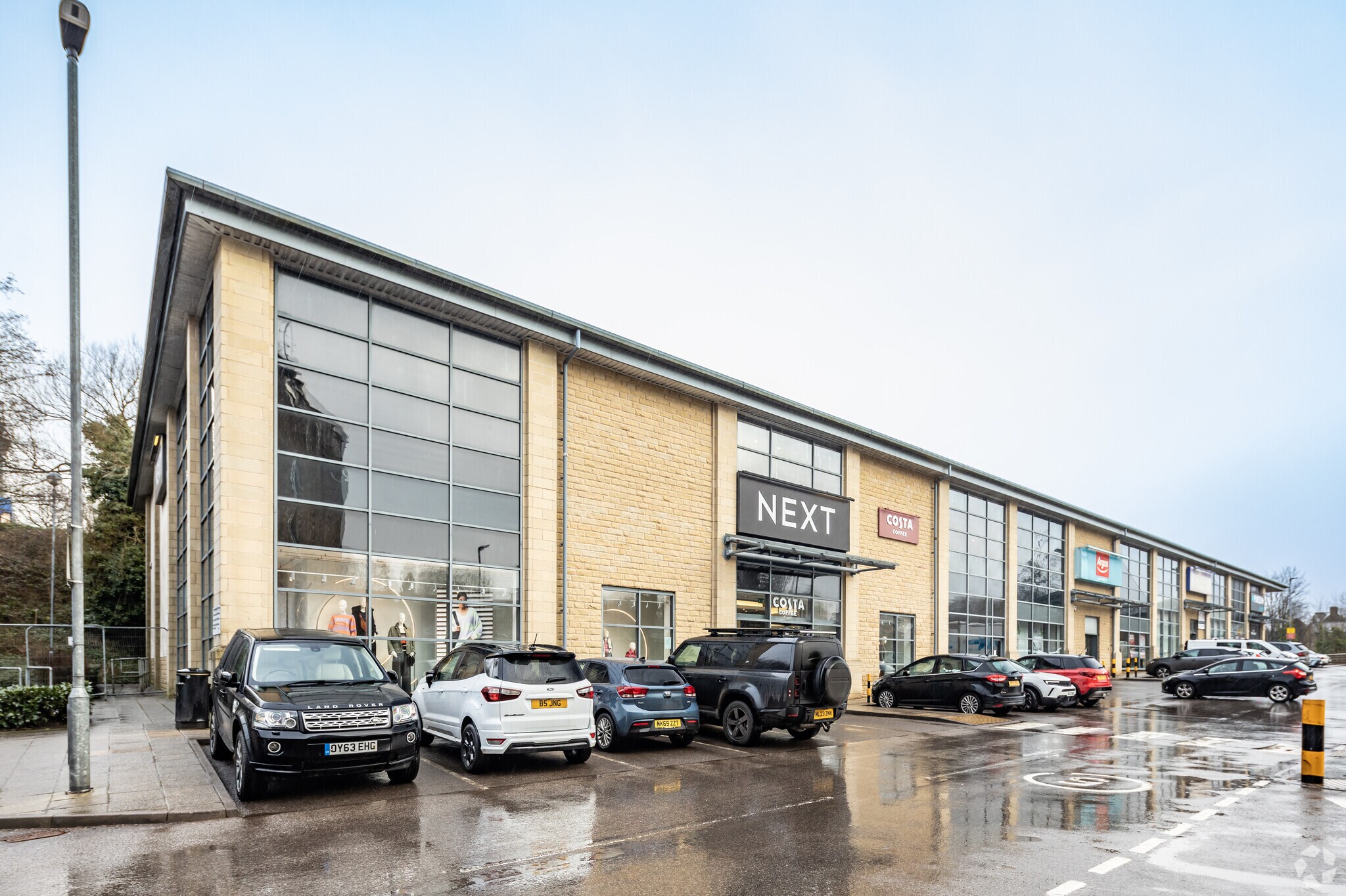 Unit D Glossop Brook Rd, Glossop to rent Primary Photo- Image 1 of 4