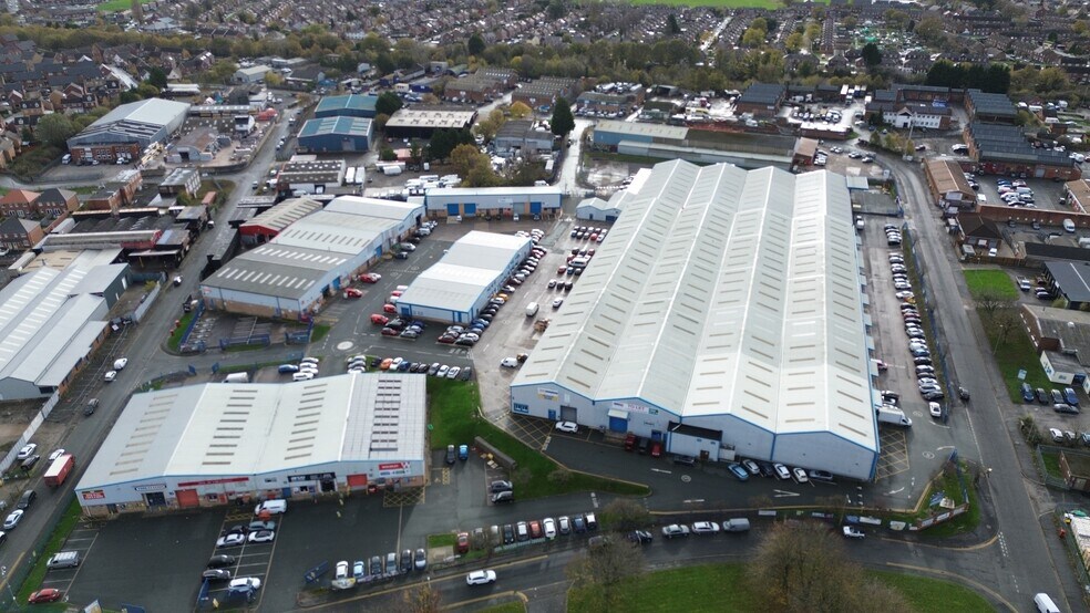 Rosscliffe Rd, Ellesmere Port to rent - Aerial - Image 3 of 3