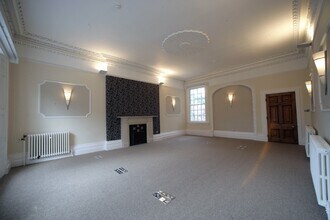 1 High St, Birmingham to rent Interior Photo- Image 2 of 7