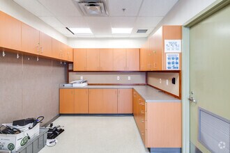 4580 Cowley Cres, Richmond, BC to rent Interior Photo- Image 2 of 15