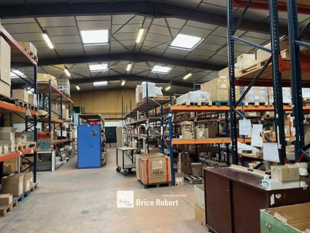 Office in Chassieu to rent Interior Photo- Image 1 of 6