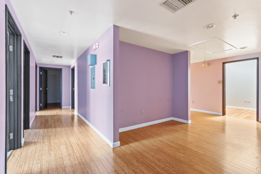 1231-1235 4th St, Santa Monica, CA for sale - Interior Photo - Image 3 of 9