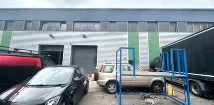 Brent Rd, Southall to rent Building Photo- Image 1 of 4