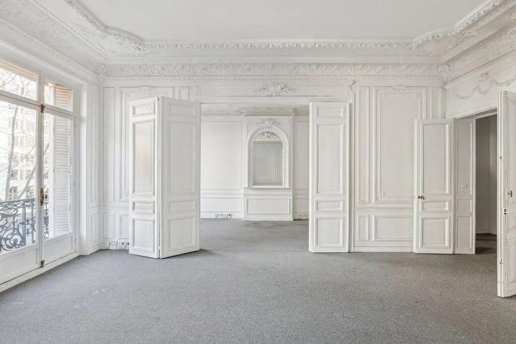 Office in Paris for sale Interior Photo- Image 1 of 24