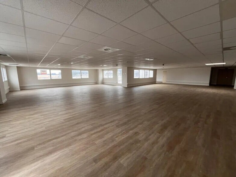 Office in La Farlède for sale - Building Photo - Image 2 of 6