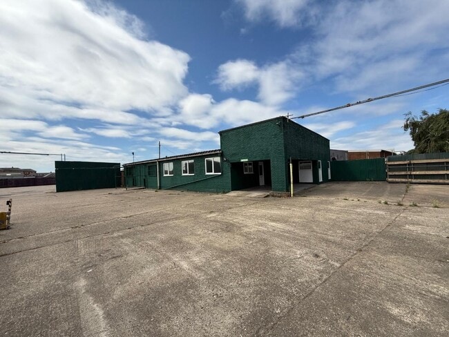 More details for 188-192 Manor Rd, Erith - Industrial to Rent