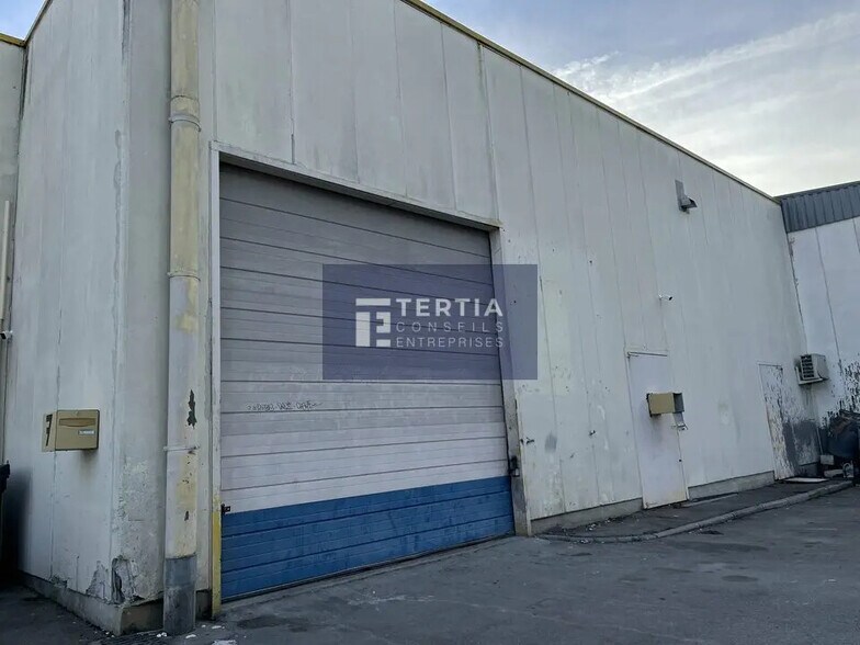 Light Industrial in Montpellier to rent - Building Photo - Image 2 of 3