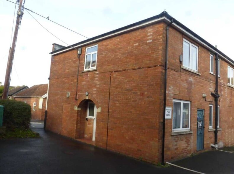 18 Woodborough Rd, Winscombe to rent - Building Photo - Image 3 of 3