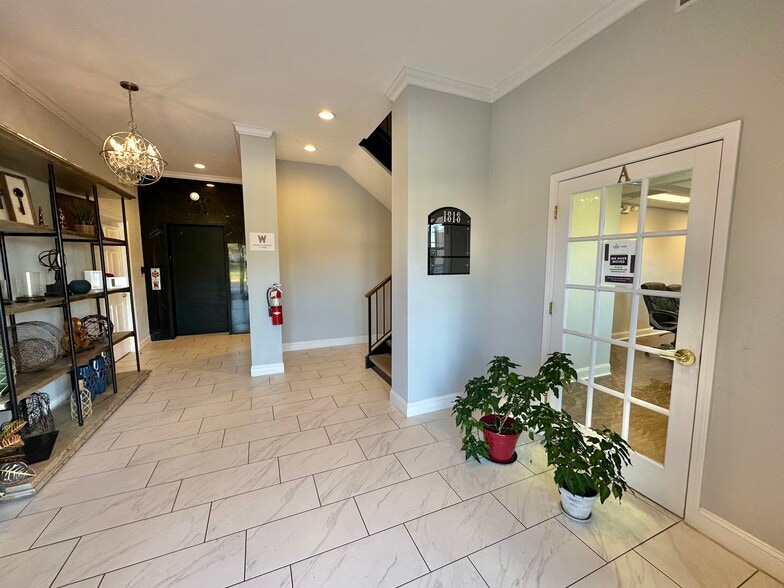 1818 E Main St, Easley, SC to rent - Building Photo - Image 3 of 11