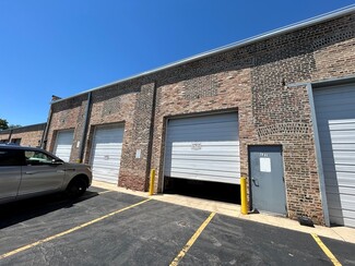 More details for 627 N Albany Ave, Chicago, IL - Industrial for Rent