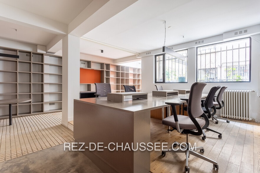 Office in Paris for sale - Building Photo - Image 3 of 11