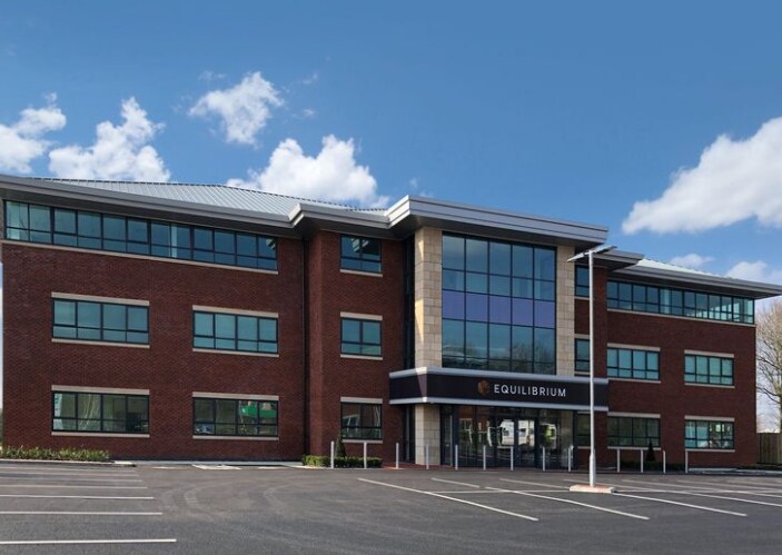 Epsom Ave, Wilmslow to rent Building Photo- Image 1 of 5