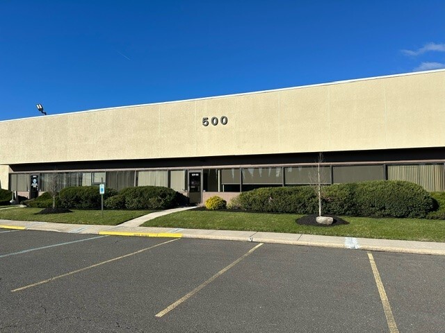 500 Airport Executive Park, Nanuet, NY for rent - Building Photo - Image 1 of 7