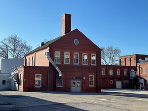 500 W College Ave, York, PA for rent Building Photo- Image 2 of 14