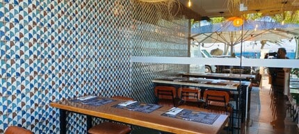 Retail in Roses, Gerona to rent Interior Photo- Image 2 of 18