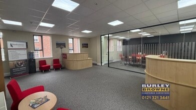 1-2 Swan Rd, Lichfield to rent Interior Photo- Image 2 of 3