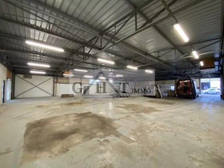 Industrial in Thorigny-sur-Marne to rent - Interior Photo - Image 2 of 6