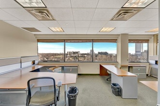 2200 Fletcher Ave, Fort Lee, NJ to rent Interior Photo- Image 2 of 15