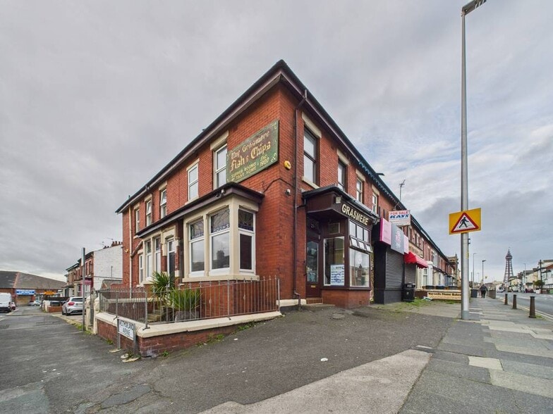 27-27A Grasmere Rd, Blackpool for sale - Building Photo - Image 1 of 1