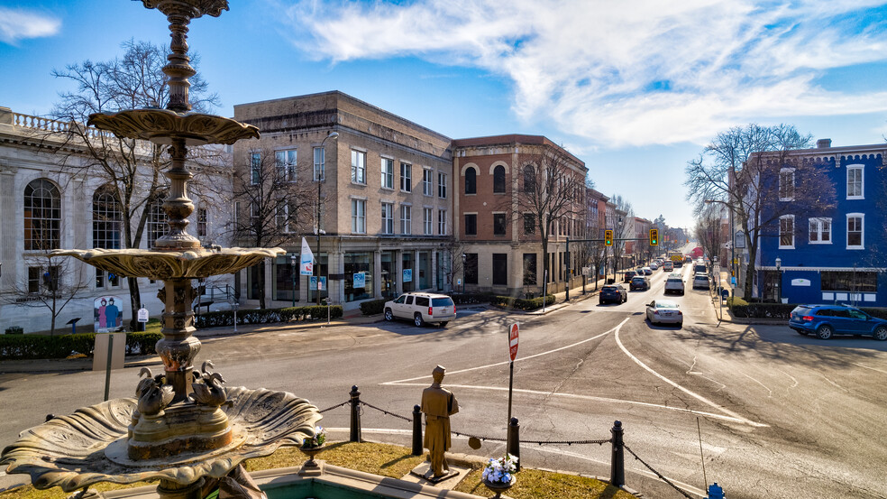 20 S Main St, Chambersburg, PA for rent - Building Photo - Image 1 of 18